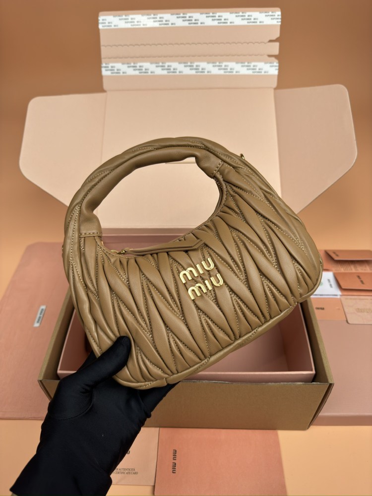 MiuMiu hobo PM 5BC125 Mirror Boutique