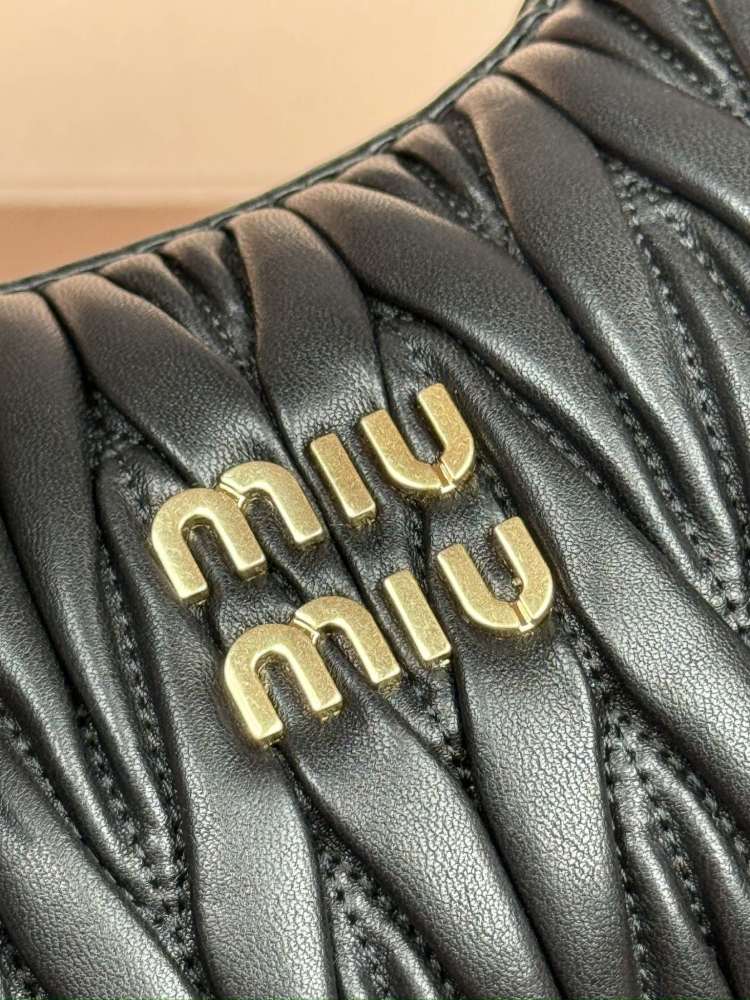 MiuMiu hobo PM 5BC125 Mirror Boutique