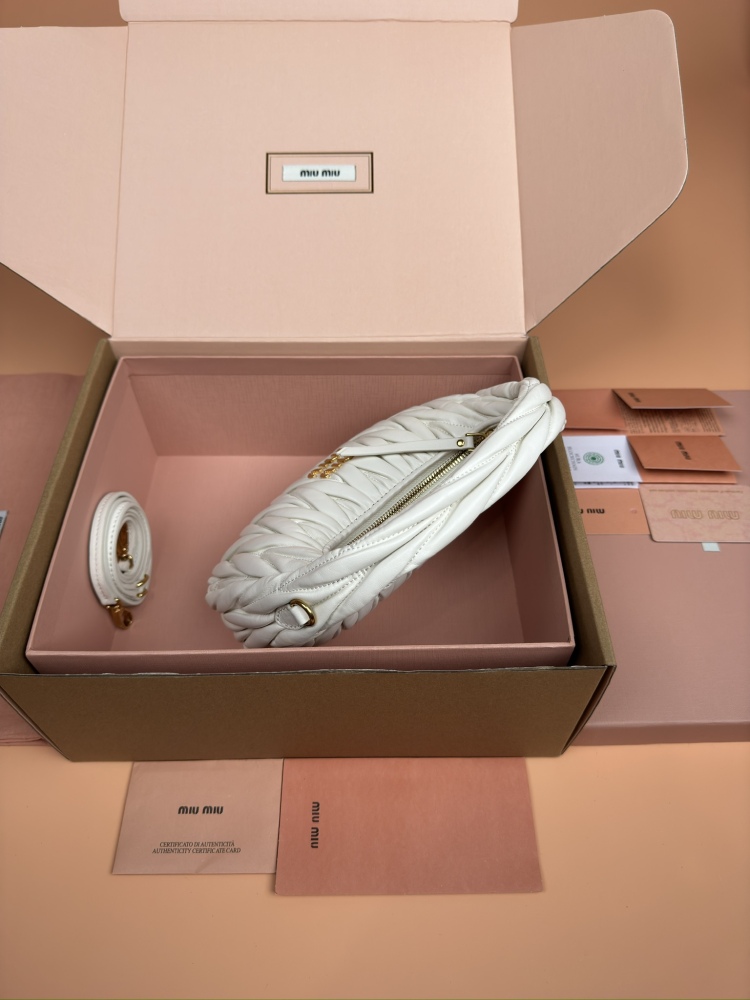 MiuMiu hobo PM 5BC125 Mirror Boutique