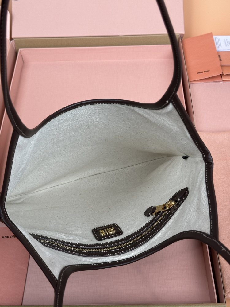 MiuMiu IVY  Naplak tote 5BG231 Mirror Boutique