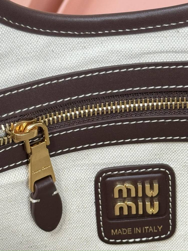 MiuMiu IVY  Naplak tote 5BG231 Mirror Boutique