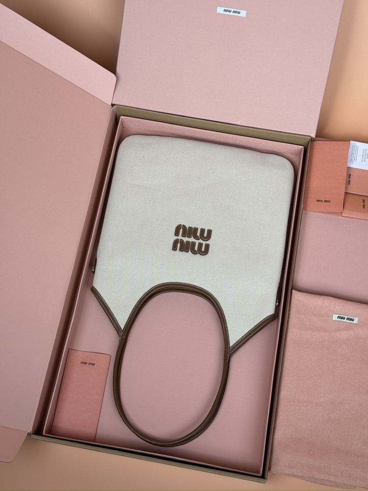 MiuMiu IVY  Naplak tote 5BG231 Mirror Boutique