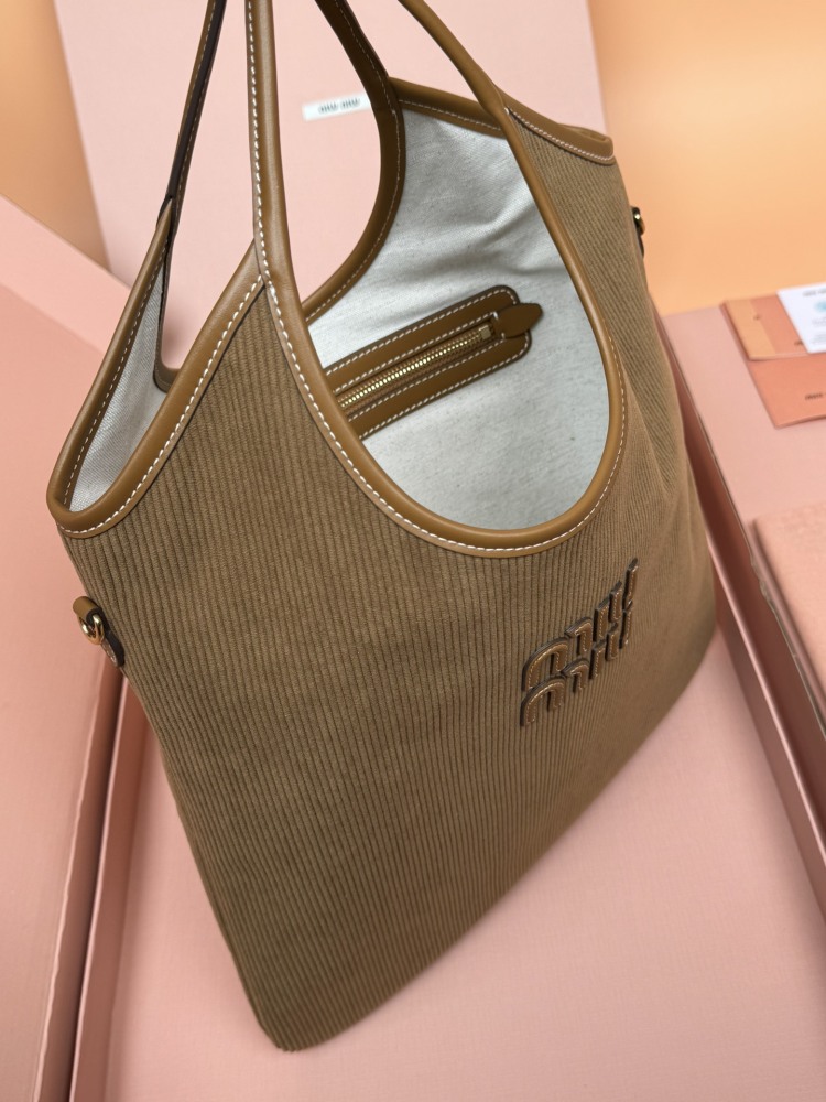 MiuMiu IVY  Naplak tote 5BG231 Mirror Boutique