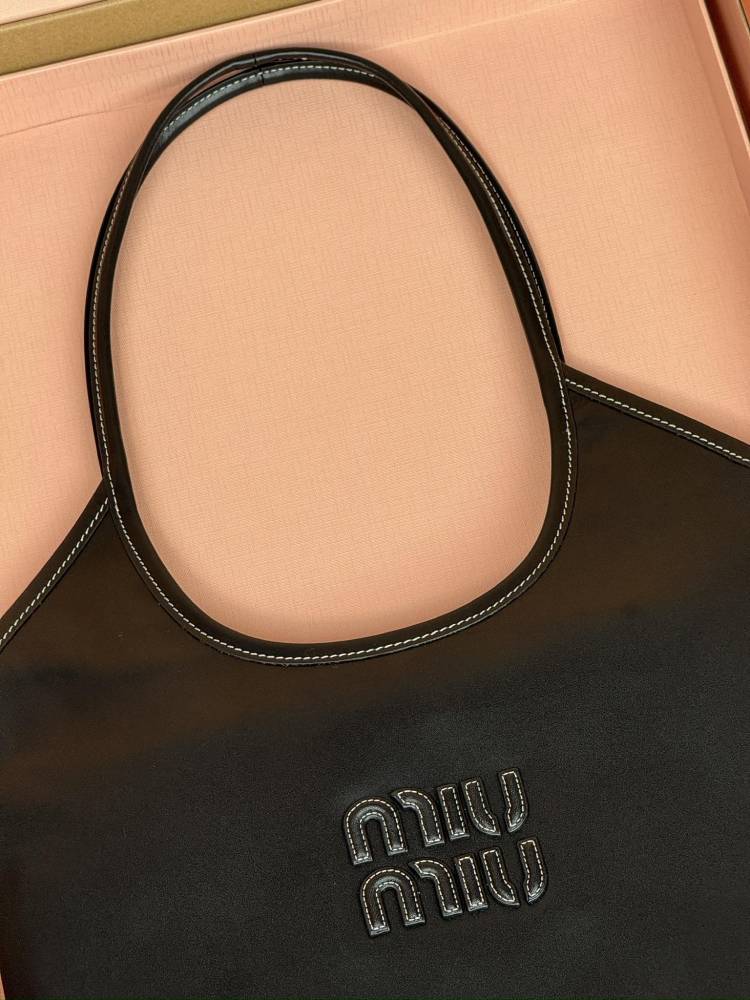 MiuMiu IVY  Naplak tote 5BG231 Mirror Boutique