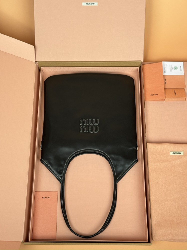 MiuMiu IVY  Naplak tote 5BG231 Mirror Boutique