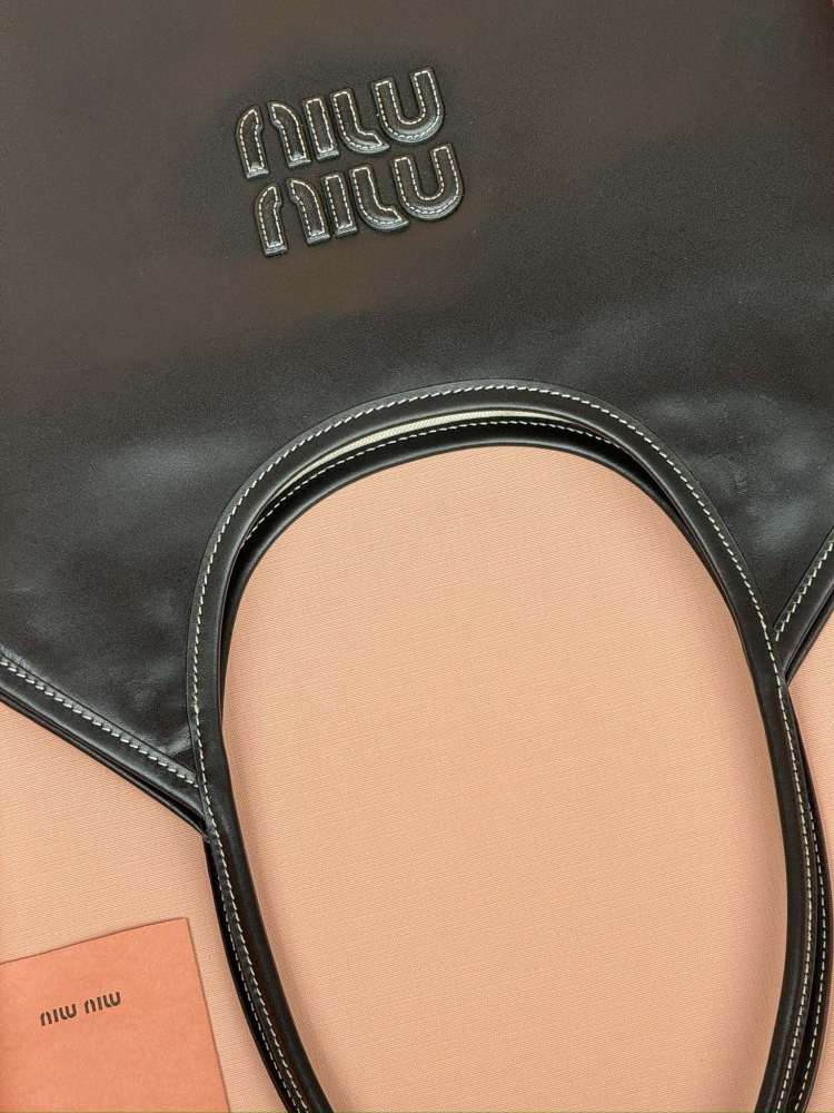 MiuMiu IVY  Naplak tote 5BG231 Mirror Boutique