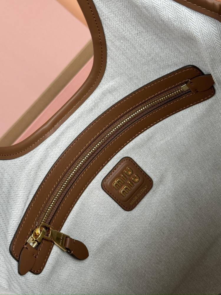 MiuMiu IVY  Naplak tote 5BG231 Mirror Boutique
