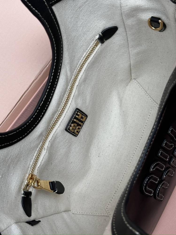 MiuMiu IVY tote 5BG288 Mirror Boutique