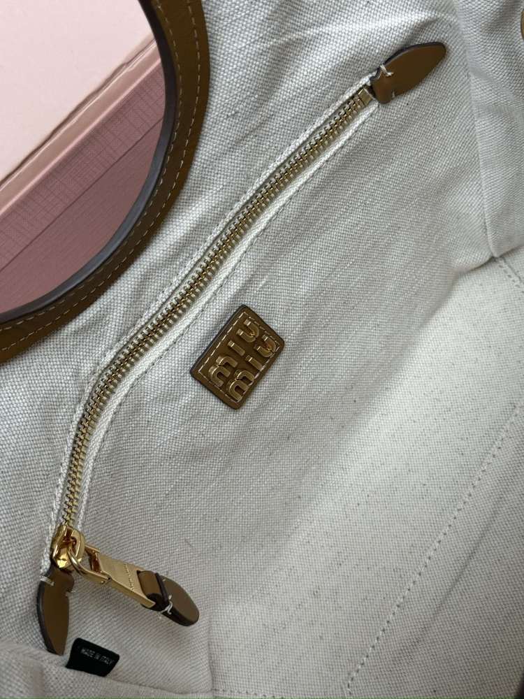 MiuMiu IVY tote 5BG288 Mirror Boutique