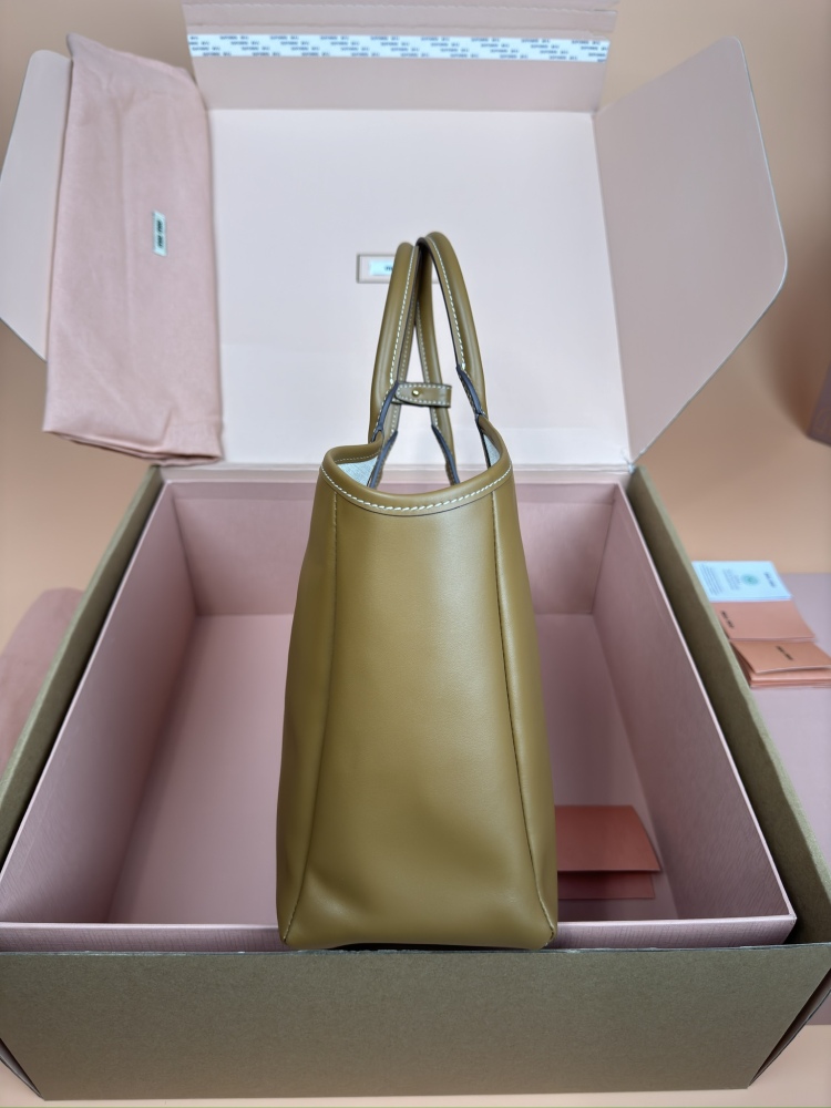 MiuMiu IVY tote GM  5BG286Mirror Boutique