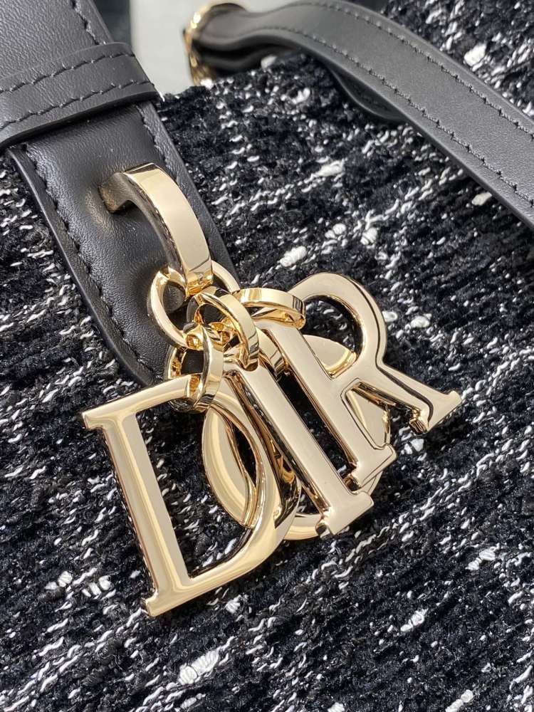 Dior Toujours  Tote 23017 MM Mirror Boutique
