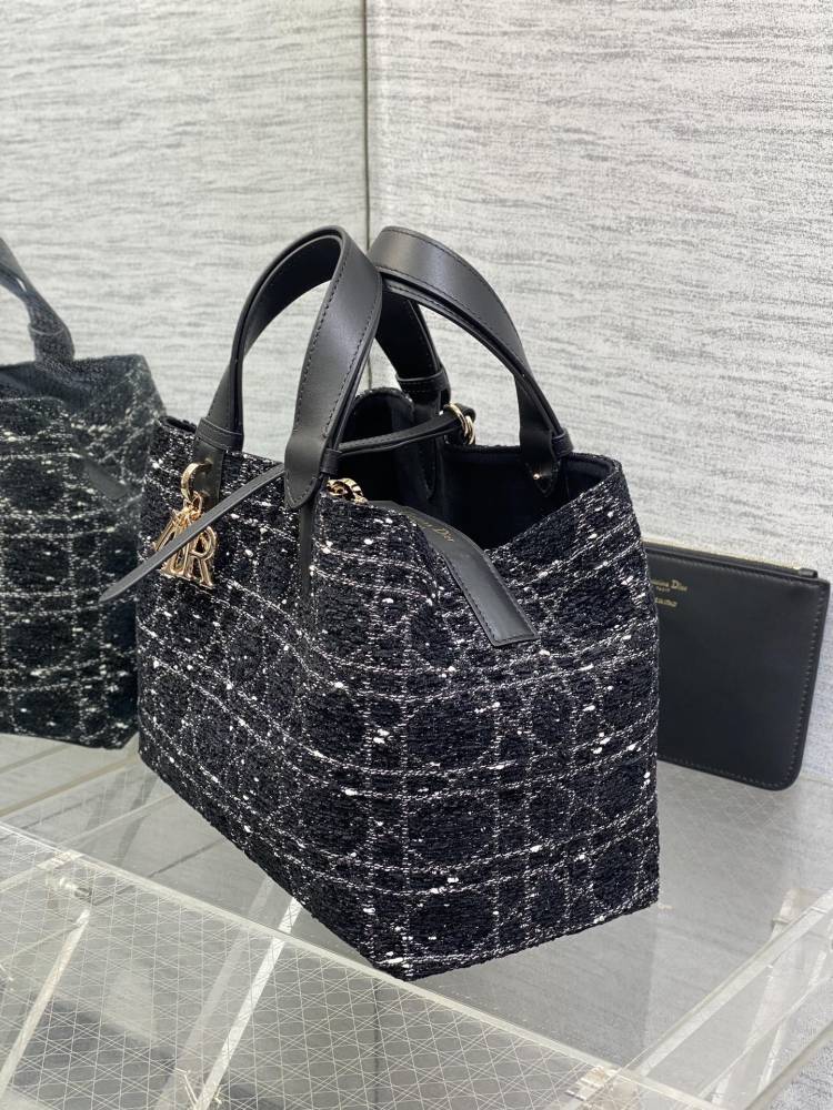 Dior Toujours  Tote 23017 MM Mirror Boutique