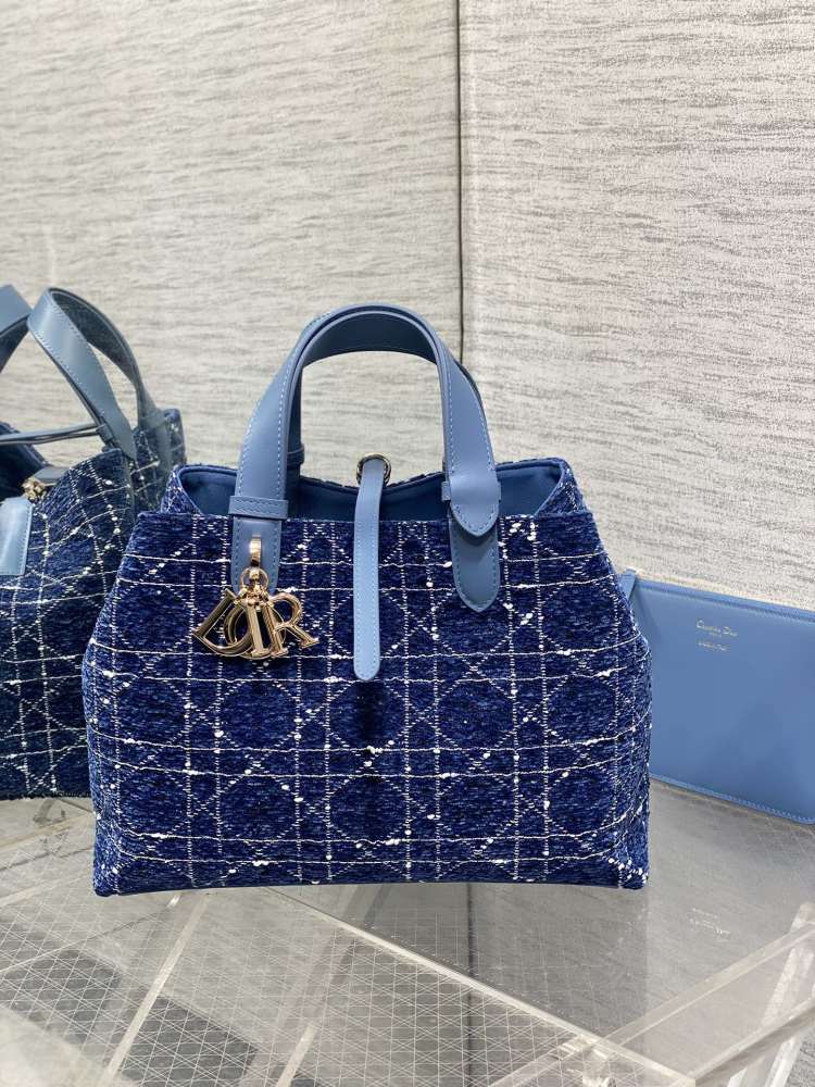 Dior Toujours  Tote 23017 MM Mirror Boutique