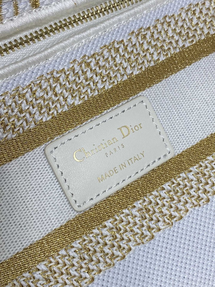 Dior Lady D-Lite embroidery Bag 24cm 44532 Mirror  Boutique