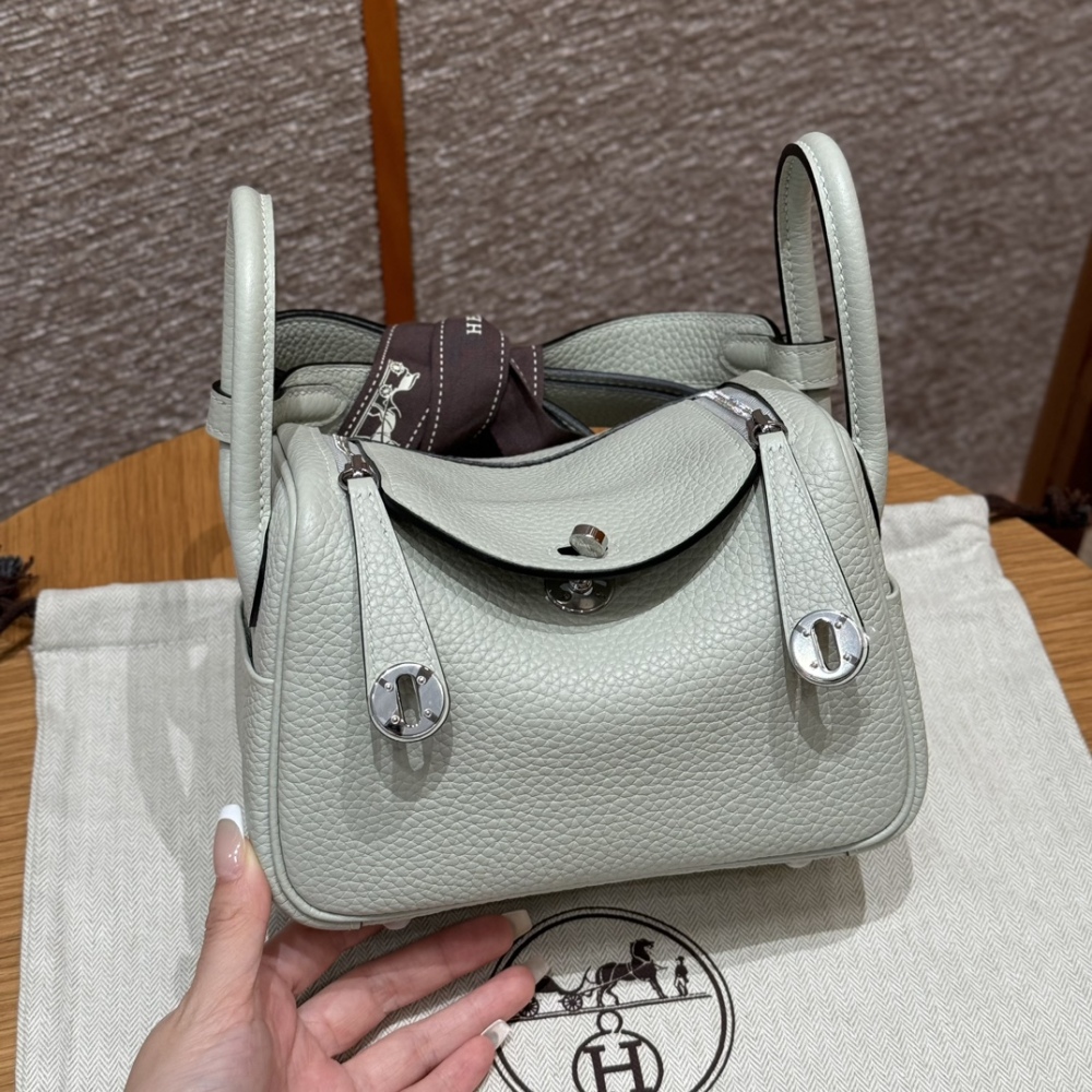 Hermès mini Lindy Mirror Boutique