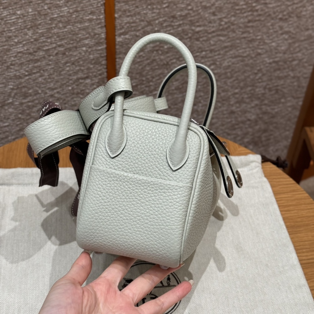 Hermès mini Lindy Mirror Boutique