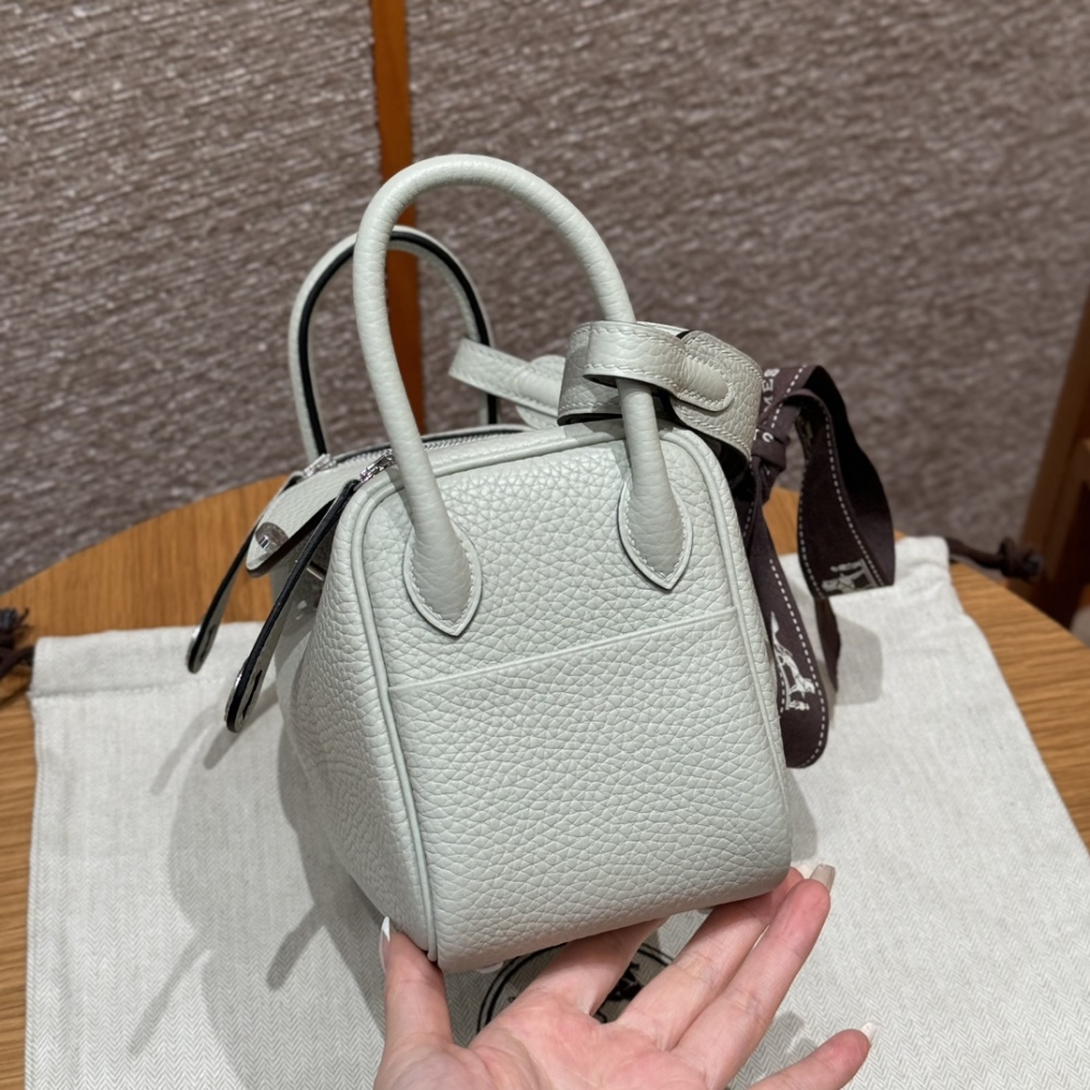 Hermès mini Lindy Mirror Boutique