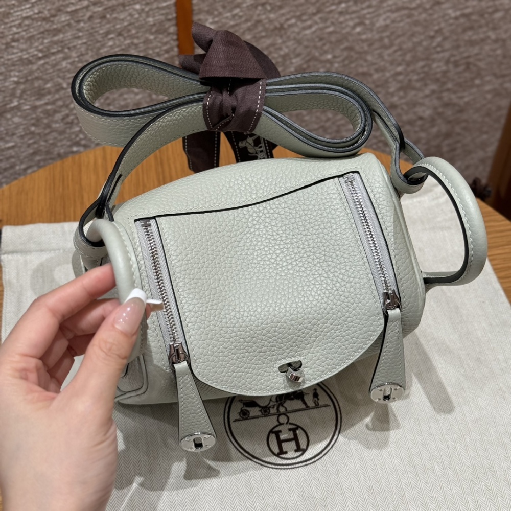 Hermès mini Lindy Mirror Boutique