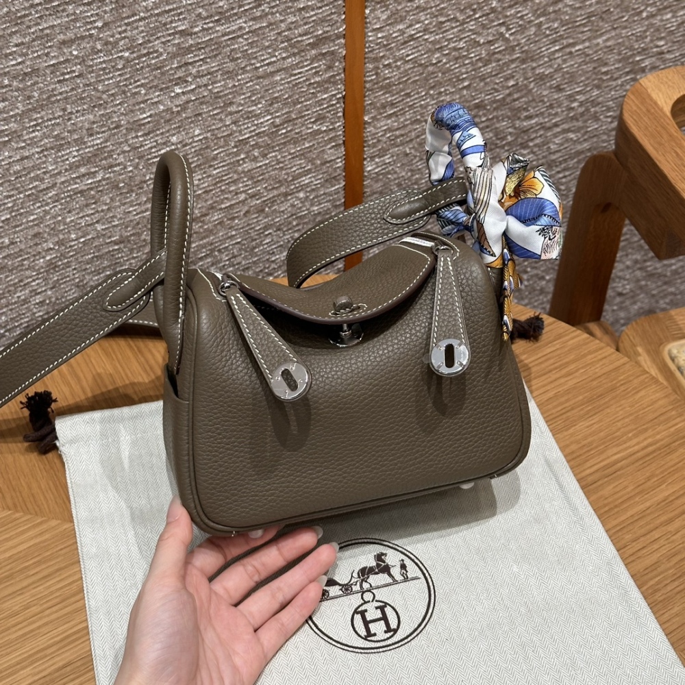Hermès mini Lindy Mirror Boutique