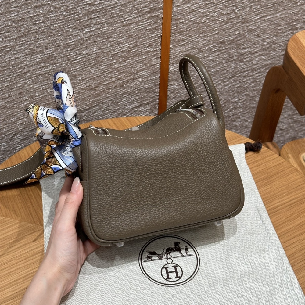 Hermès mini Lindy Mirror Boutique