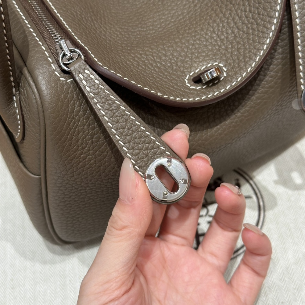Hermès mini Lindy Mirror Boutique
