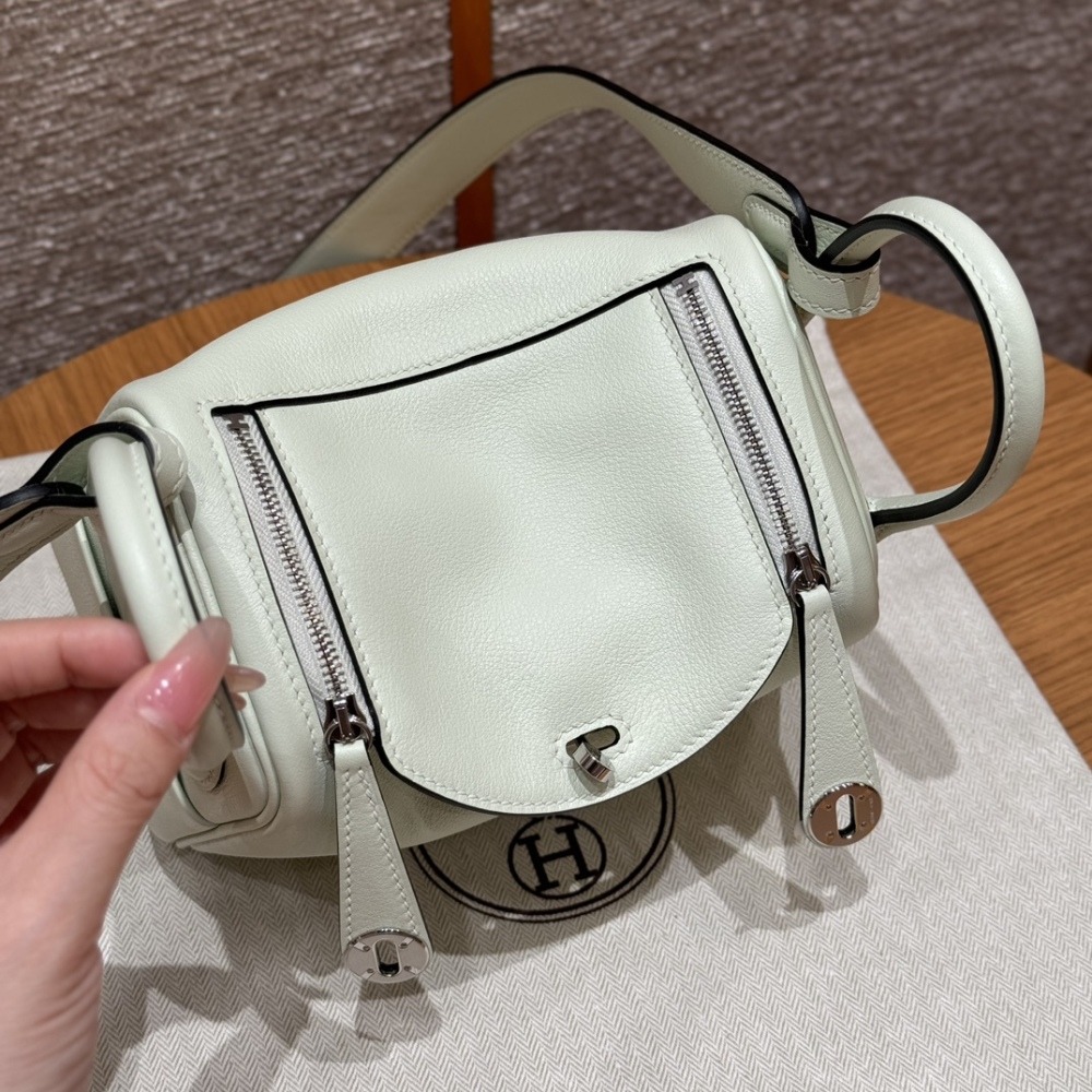 Hermès mini Lindy Mirror Boutique