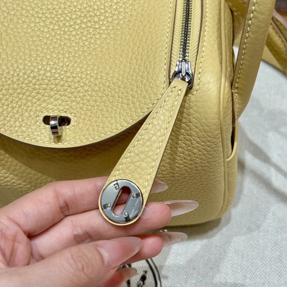 Hermès mini Lindy Mirror Boutique