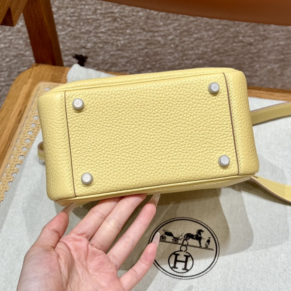 Hermès mini Lindy Mirror Boutique