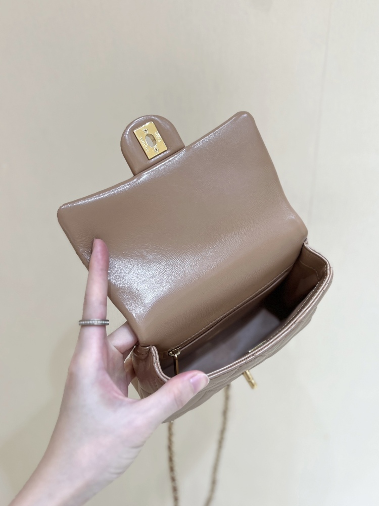 Chanel 24B Mini Flap with Top Handle AS5032 Genuine level（99%）