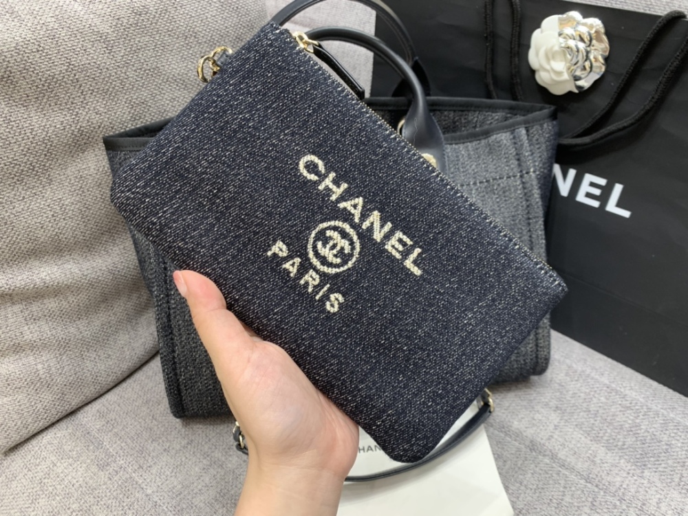 Chanel 22S beach Tote shopping bag  34cm mirror boutique