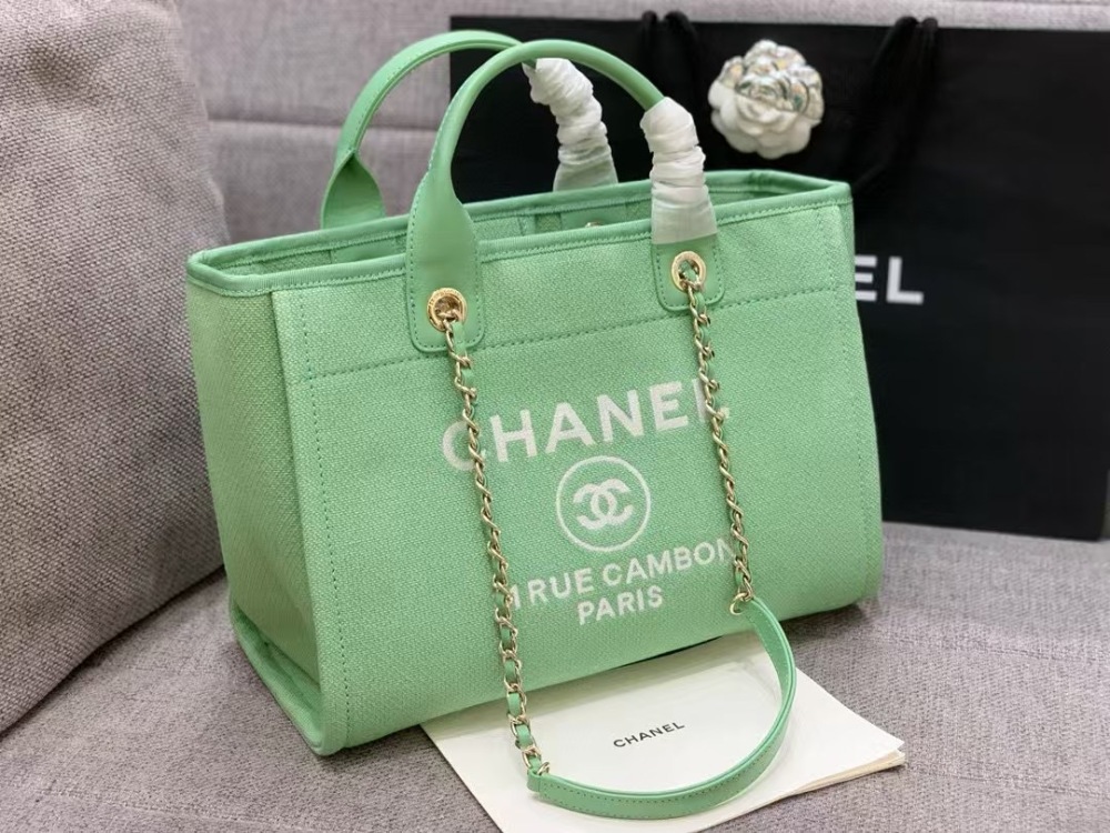 Chanel 22S beach Tote shopping bag  34cm mirror boutique