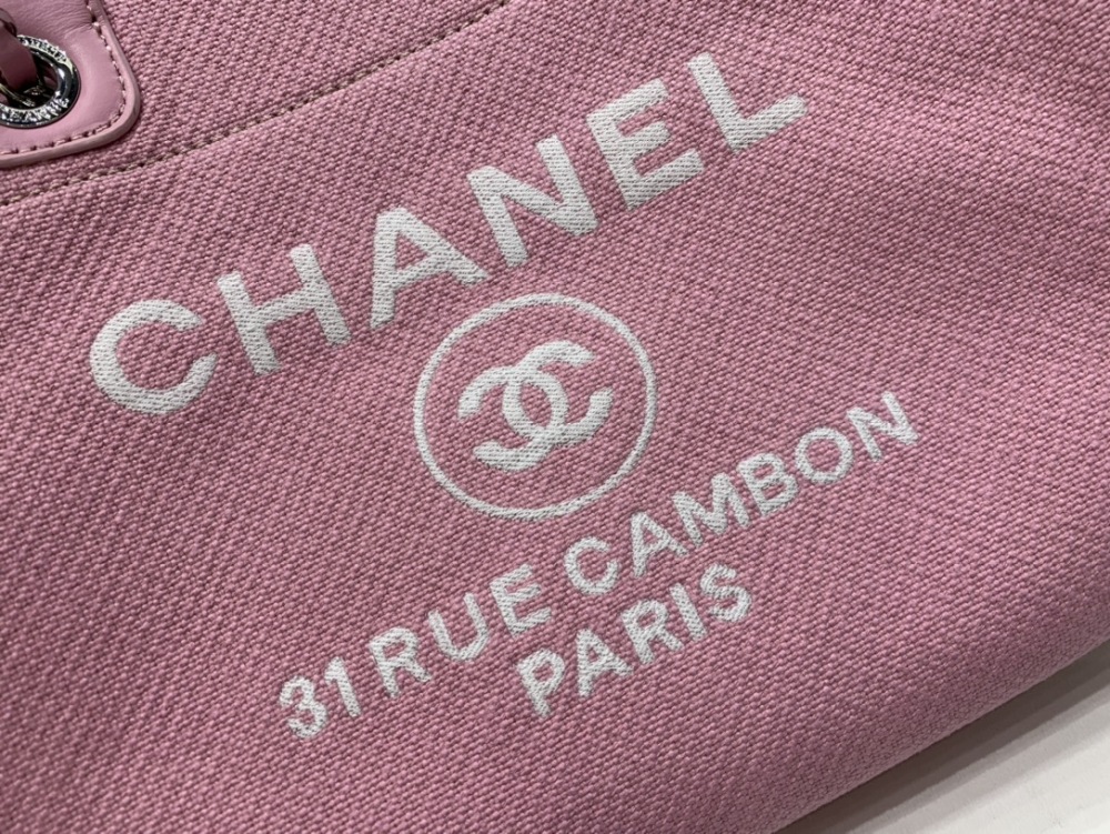 Chanel 22S beach Tote shopping bag  34cm mirror boutique