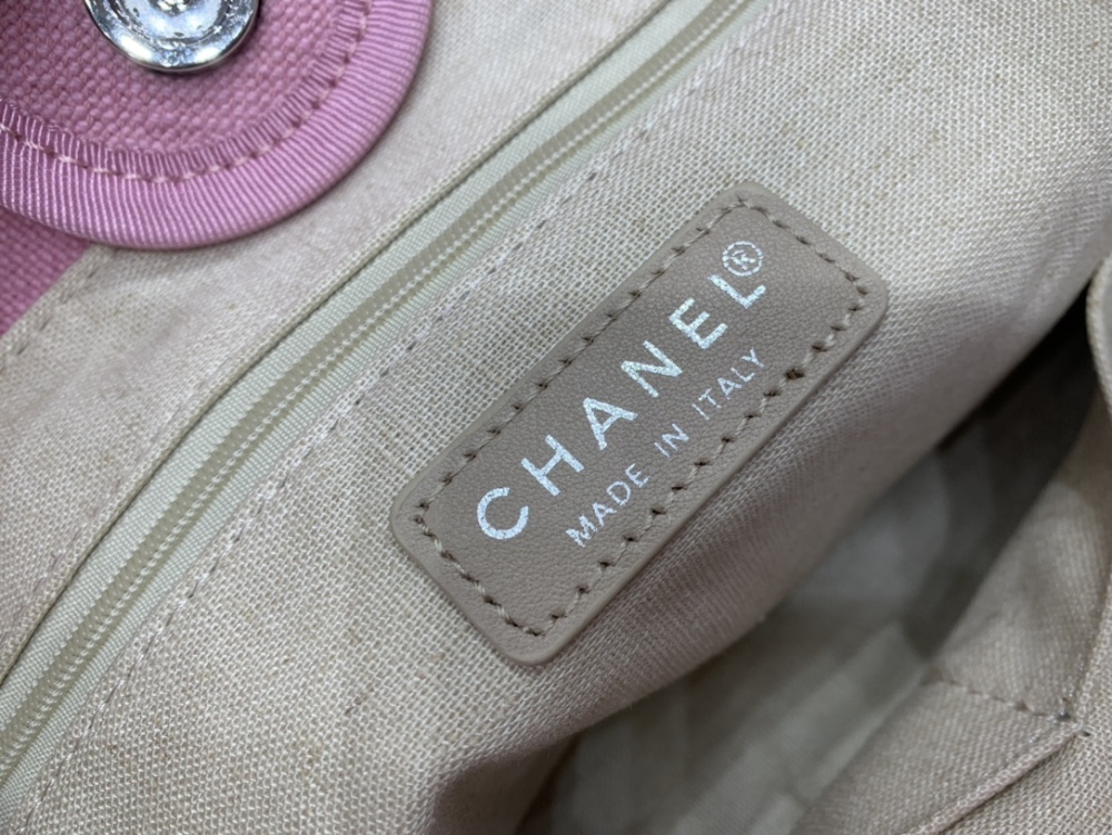 Chanel 22S beach Tote shopping bag  34cm mirror boutique