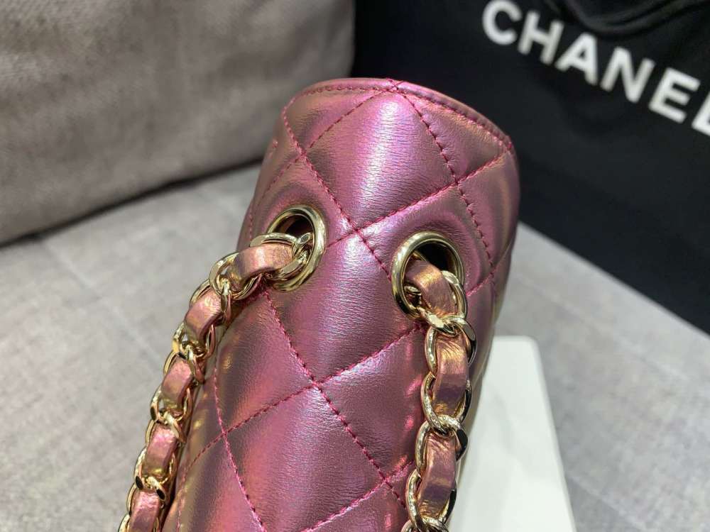 Chanel Iridescent lambskin CF 25cm Mirror Boutique