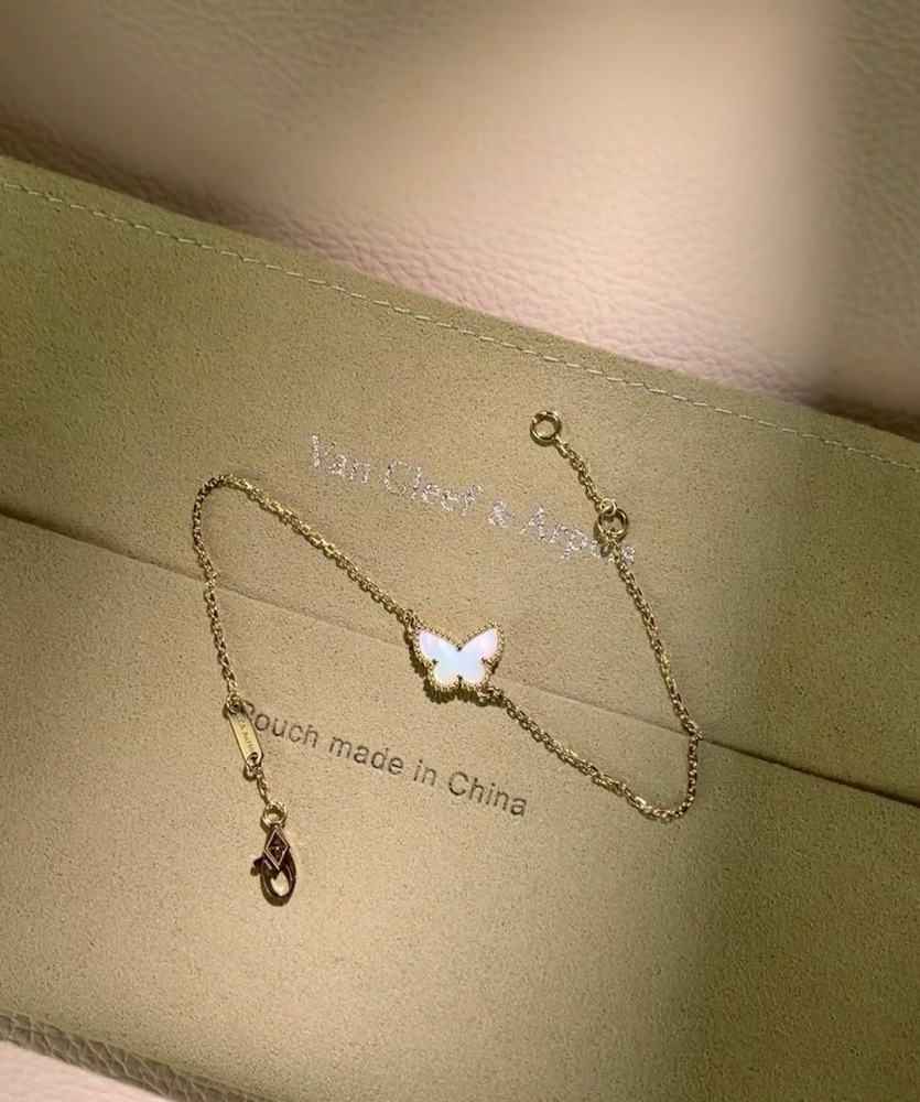 VCA mini  Bracelet