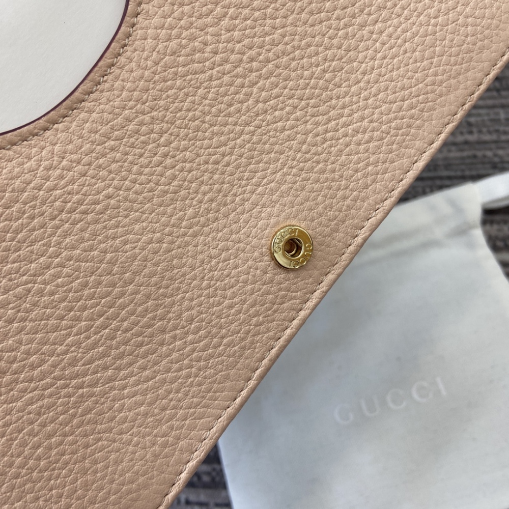 Gucci  GG  woc 497985 Mirror Boutique