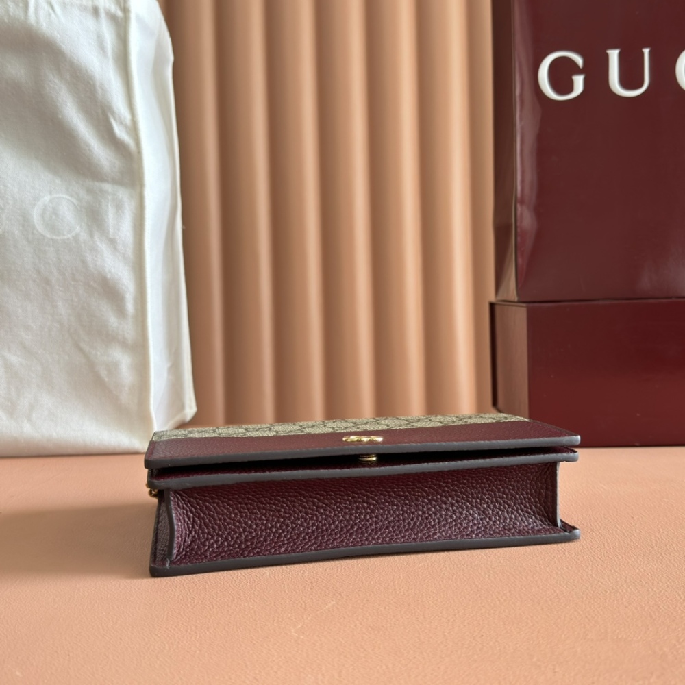 Gucci  GG  woc 497985 Mirror Boutique