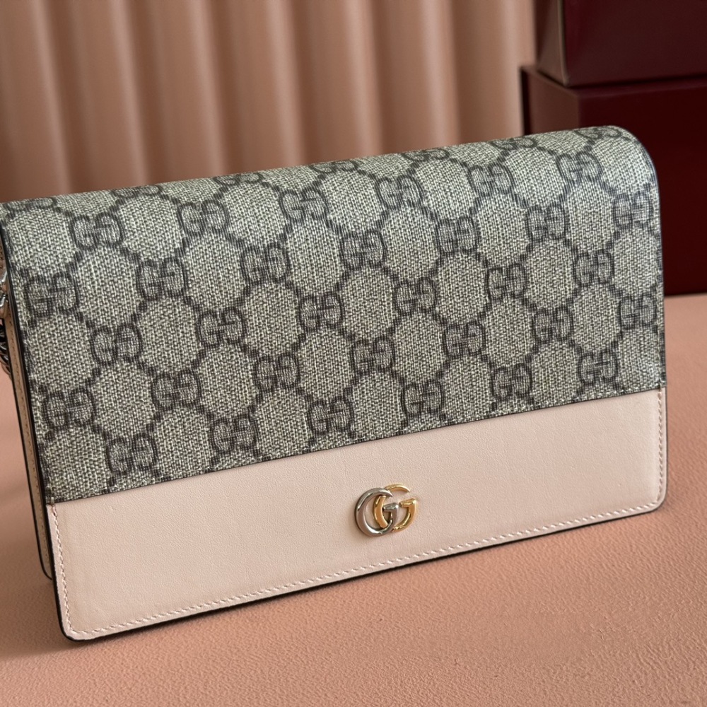 Gucci  GG  woc 497985 Mirror Boutique