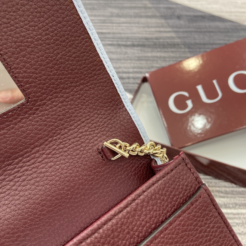 Gucci  GG  woc 497985 Mirror Boutique