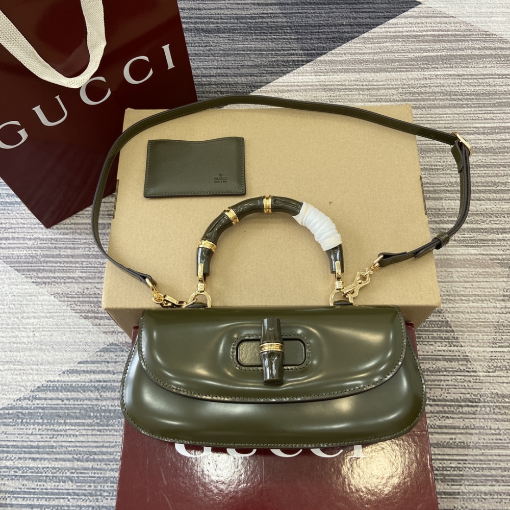 Gucci  Bamboo Diva 827750 Mirror Boutique