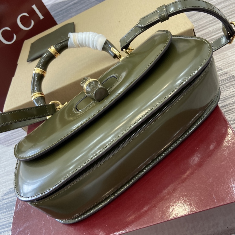 Gucci  Bamboo Diva 827750 Mirror Boutique