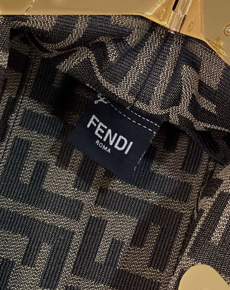 Fendi  first 80103 Mirror Boutique