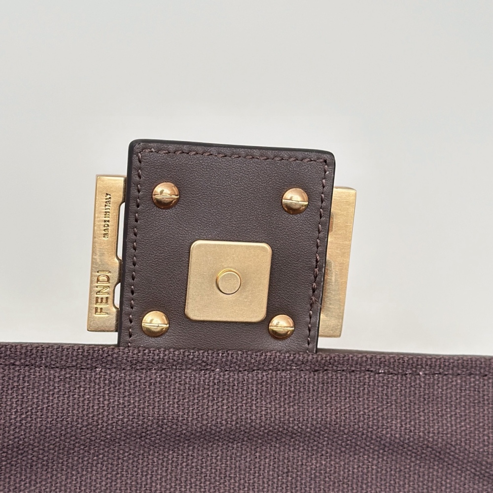 Fendi Baguette bag  0159MB Mirror Boutique