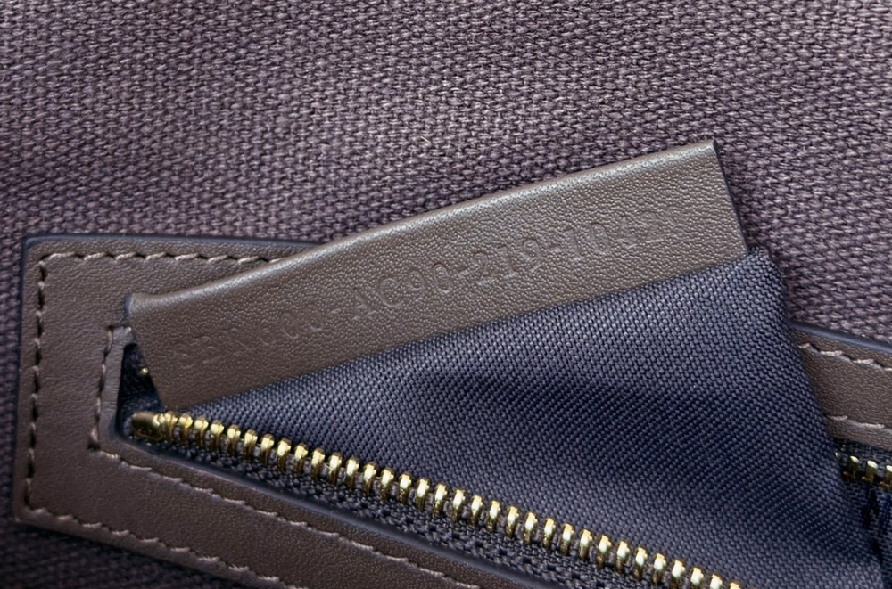 Fendi Baguette bag  0159MB Mirror Boutique