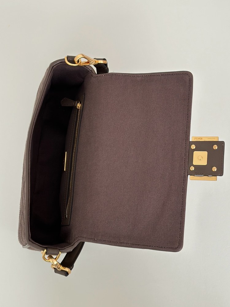 Fendi Baguette bag  0159MB Mirror Boutique
