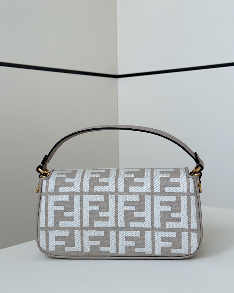 Fendi Baguette bag  0159A Mirror Boutique