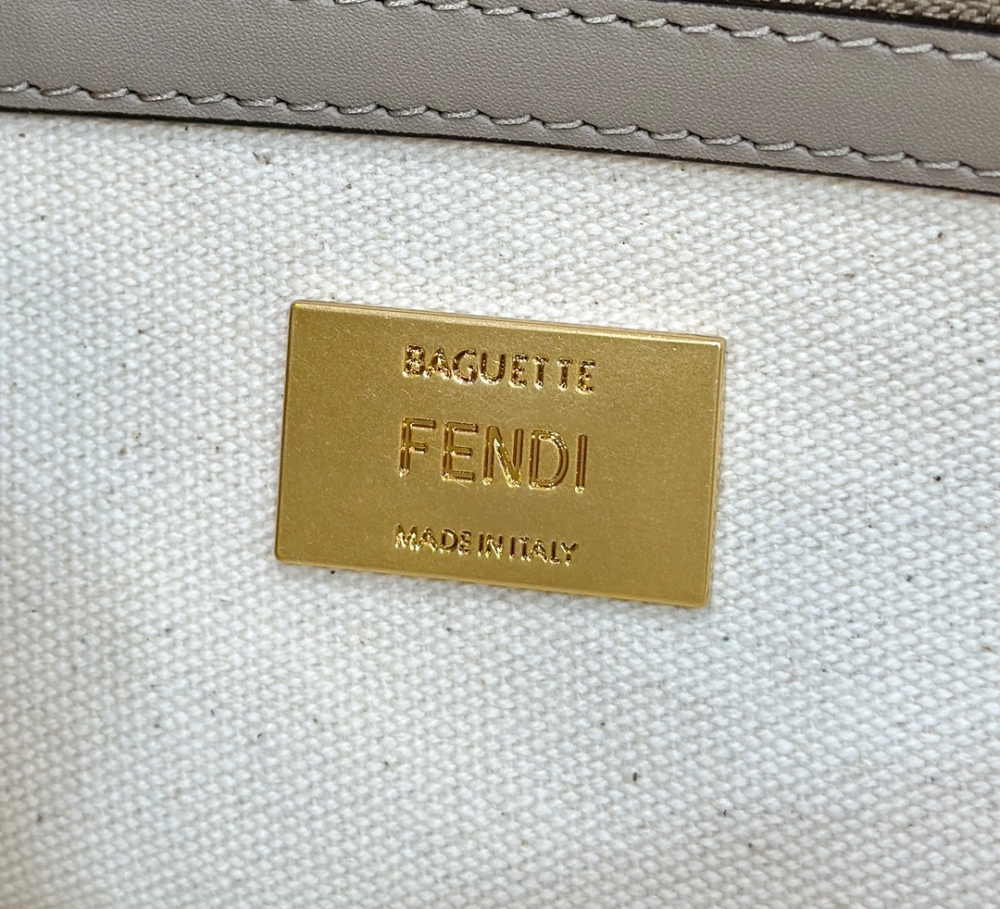 Fendi Baguette bag  0159BMirror Boutique