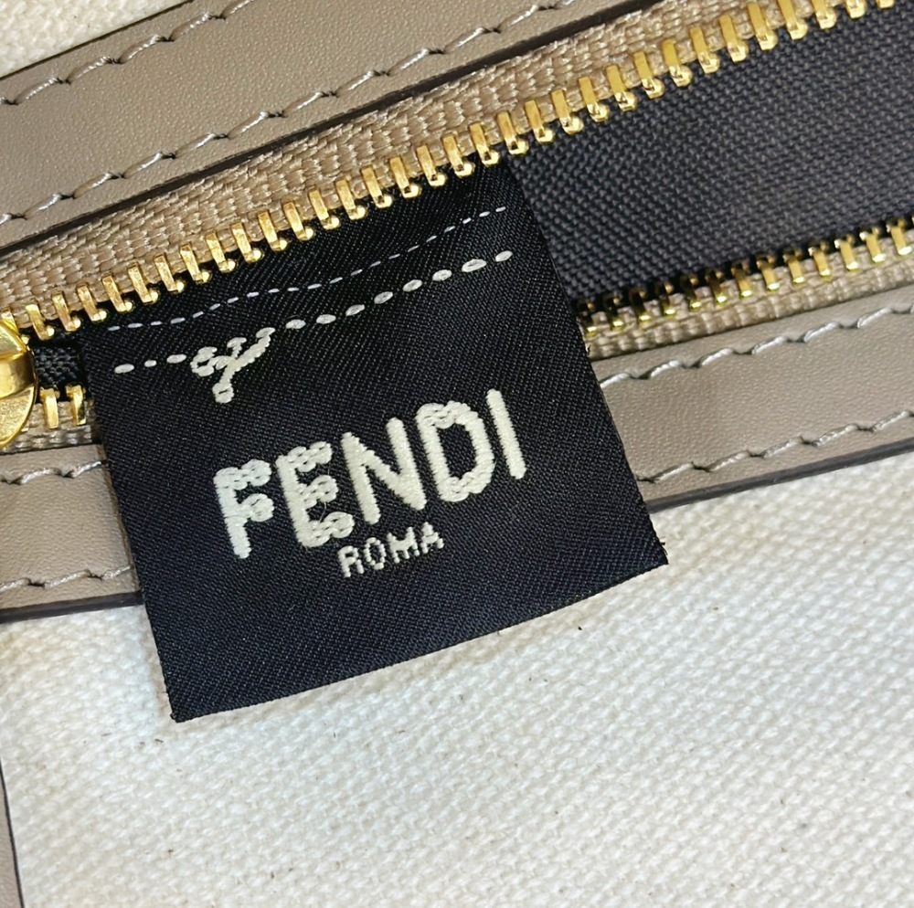 Fendi Baguette bag  0159BMirror Boutique