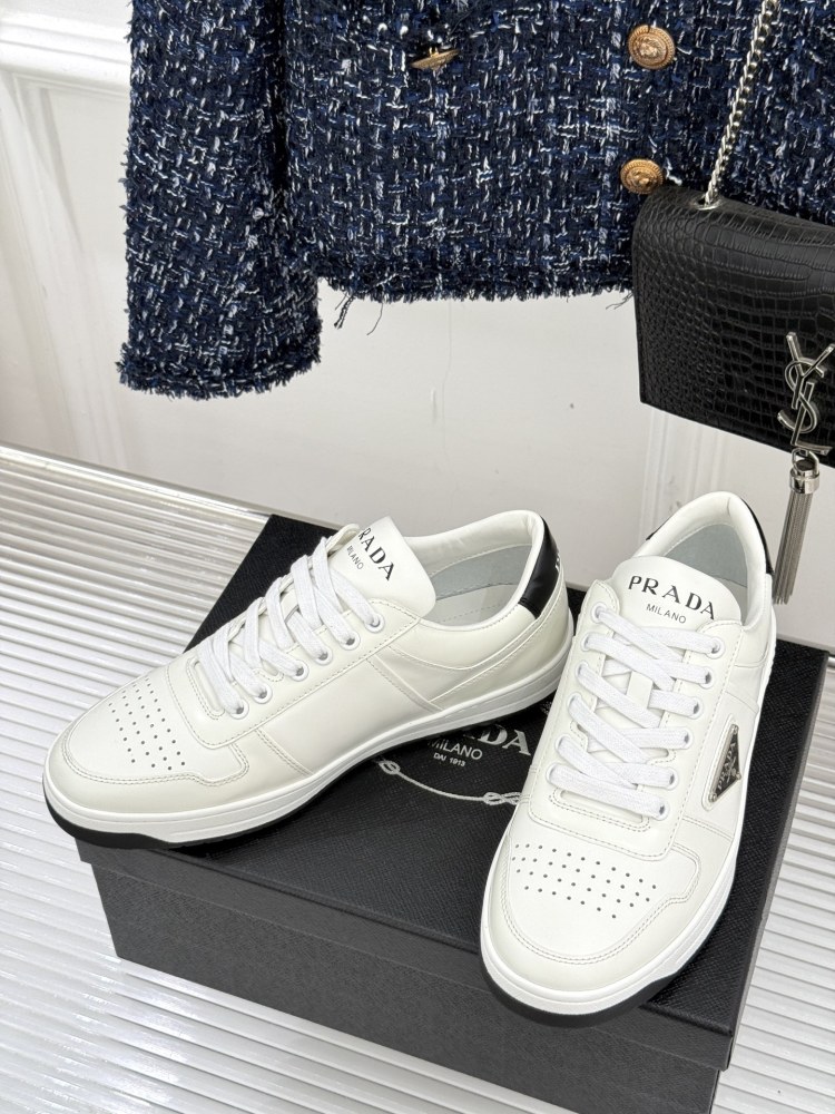 Prada Classic metal triangle logo couple's white shoes for men and women mirror boutique