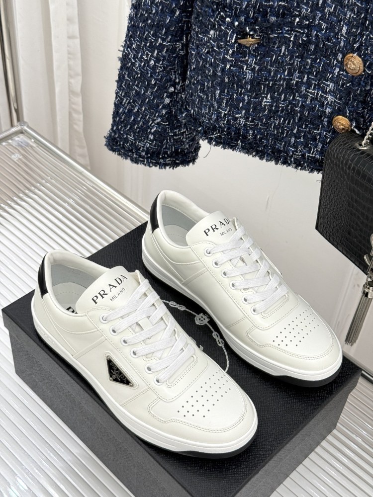 Prada Classic metal triangle logo couple's white shoes for men and women mirror boutique